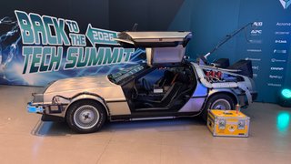 Alquiler DeLorean Regreso al Futuro