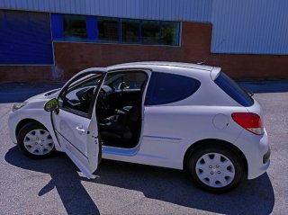Peugeot 207 2010