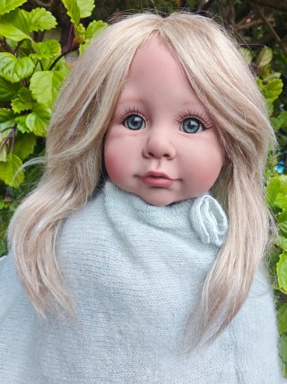 Muñeca de Colección. Gran tamaño