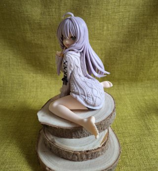 Statuina Elaina Anime Manga