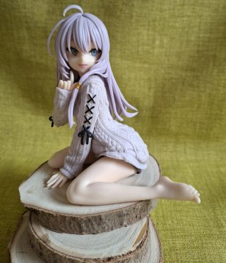 Statuina Elaina Anime Manga