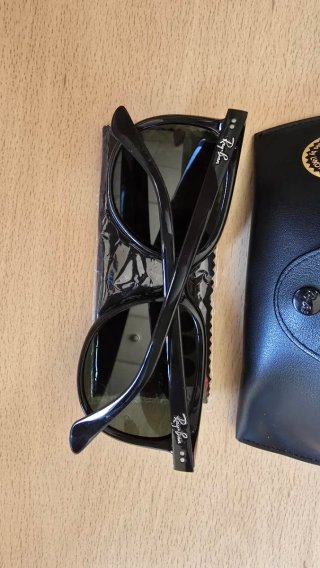 Gafas de sol Ray-Ban RB4126 CATS Negro