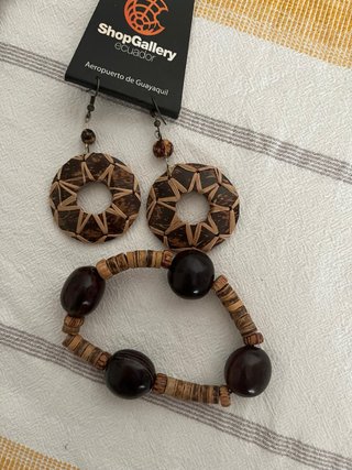 Conjunto Pendientes y Pulsera Artesanal