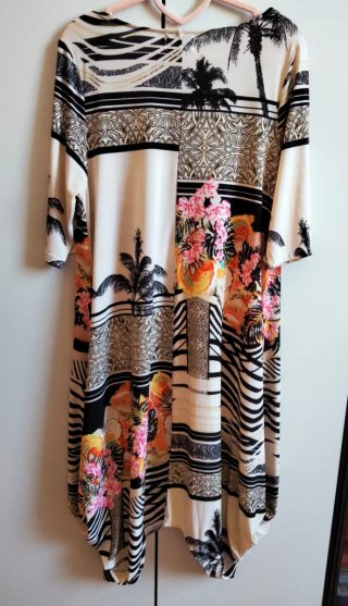 Vestito a palloncino fantasia floreale e zebrata