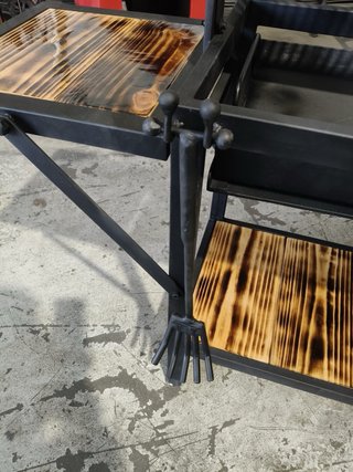 Barbacoa giratoria 360º metal y madera