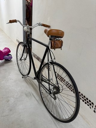 Bicicleta estilo vintage escandinavo