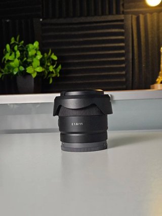COMO NUEVO | Sony 11 mm montura E 1.8/