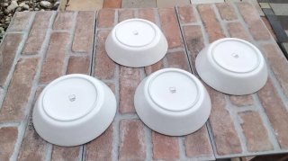 Set 4 piatti ceramica Thun originali