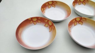 Set 4 piatti ceramica Thun originali