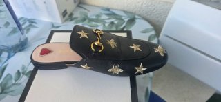 Mocasines Gucci Cuero Negro y Dorado