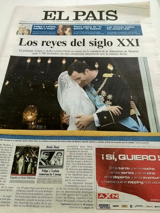 REYES DE ESPAÑA. Periodicos y Revistas.