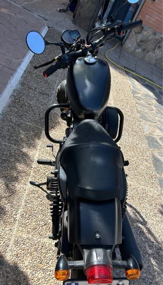 Urge Hyosung Bobber GV300S Negra