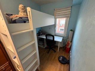 Cama alta IKEA SMASTAD con escritorio
