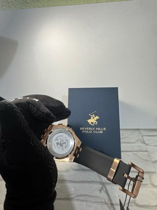 Reloj Beverly Hills Polo Club Dorado y Negro
