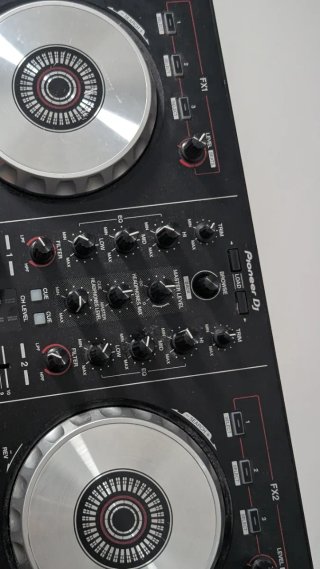 Controlador DJ Pioneer DDJ SB2