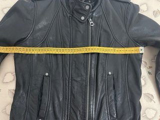 Chaqueta Cuero Negra Bershka