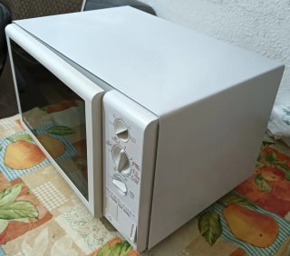 Microondas con grill Moulinex
