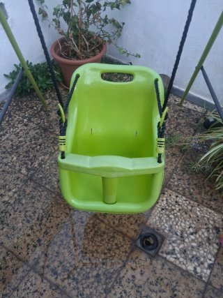 Columpio infantil verde