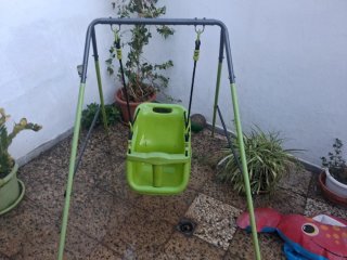 Columpio infantil verde