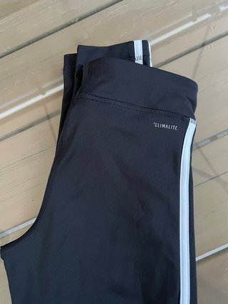 Mallas Adidas Negras con Rayas Blancas