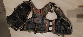 Gilet tattico mimetico