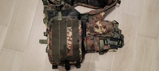 Gilet tattico mimetico