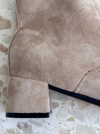 Botines beige con cordones talla 40