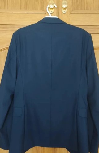 Traje azul hombre