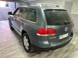 Volkswagen Touareg V10