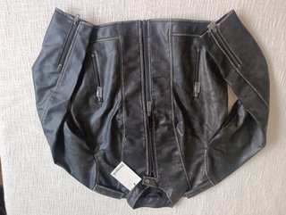 Chaqueta Desigual efecto piel desgastada
