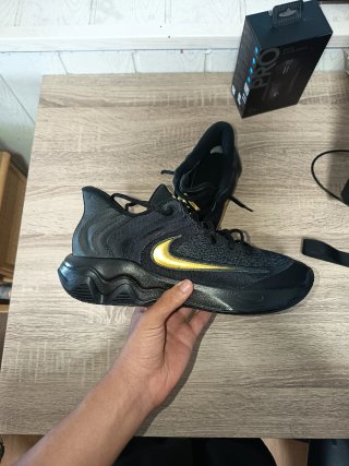 Nike Giannis Immortality 4