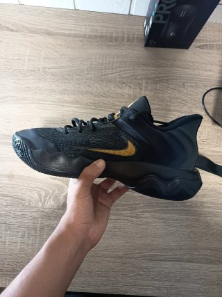 Nike Giannis Immortality 4