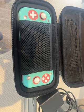 Nintendo Switch Lite Coral - Como Nueva