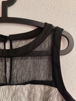Vestido de chica talla S de Zara.