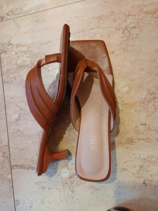 Oferta los 4 pares por 15€ Lote 4 Sandalias 36/37