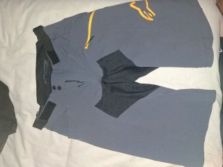 Lote de Ropa de Equipamiento de MTB. Tallas S/XS