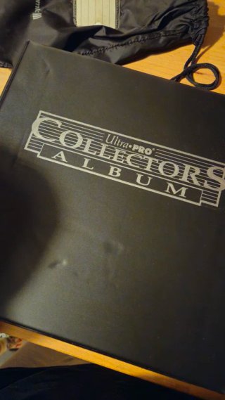 Álbum de Cartas Pokémon