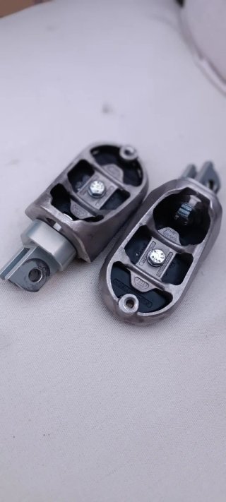 Estriberas SW-MOTECH Crossrunner/Crosstourer/NC/SU