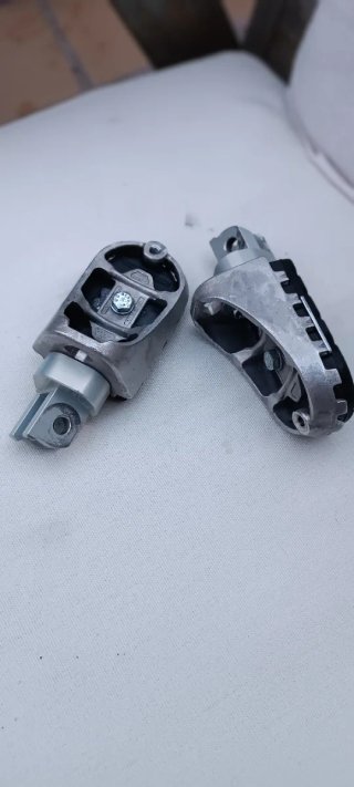 Estriberas SW-MOTECH Crossrunner/Crosstourer/NC/SU