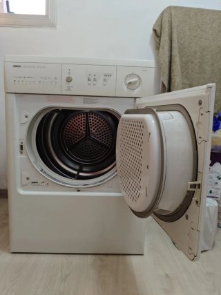 Secadora Zanussi Bomba Calor