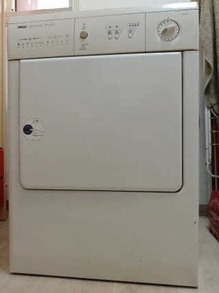Secadora Zanussi Bomba Calor