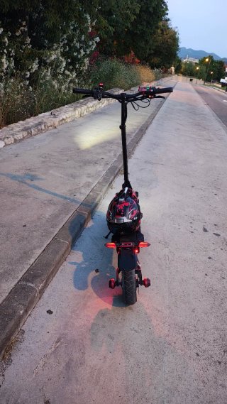 Patinete Eléctrico Halo Knight