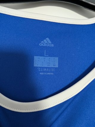 Camiseta Adidas Azul y Blanca Talla L