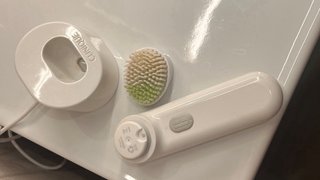 Cepillo Limpiador Facial Sónico Clinique belleza