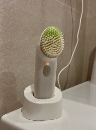 Cepillo Limpiador Facial Sónico Clinique belleza