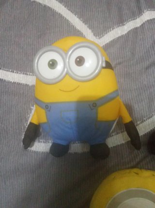 4 Peluches Minions