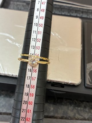 Anillo Oro 18k Diamantes y Aguamarina Natural
