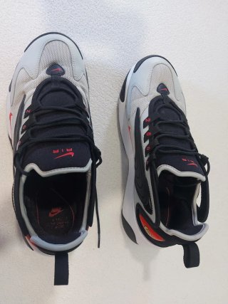 Zapatillas Nike Zoom 2K Gris/Rojo