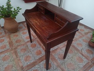Escritorio estilo Colonial