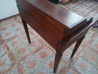 Escritorio estilo Colonial